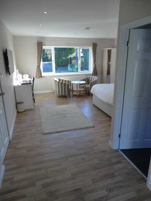 Lulsgate Bottom Coombe Dale Accommodation الغرفة الصورة