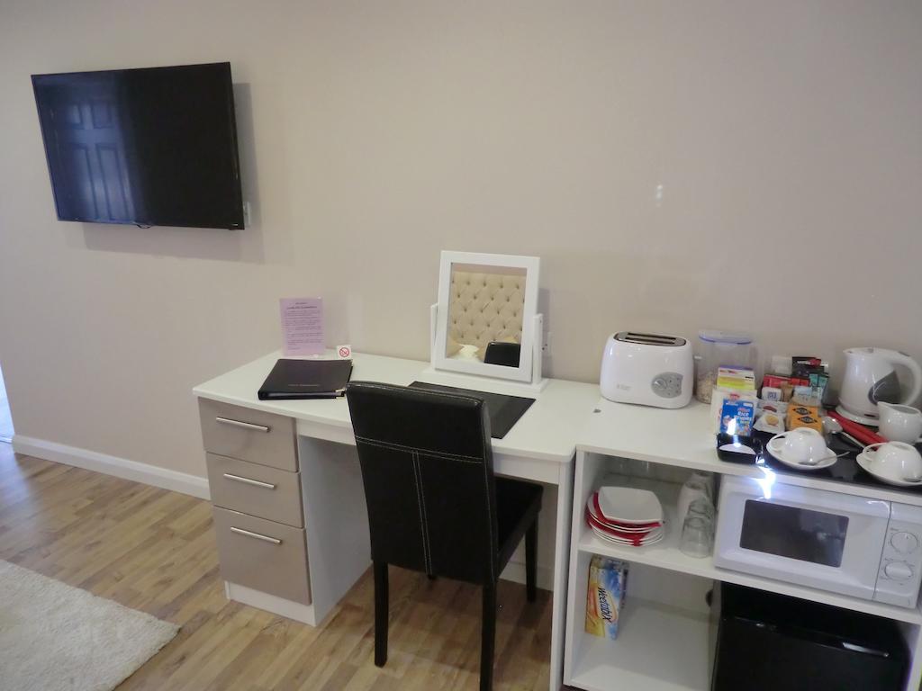 Lulsgate Bottom Coombe Dale Accommodation الغرفة الصورة