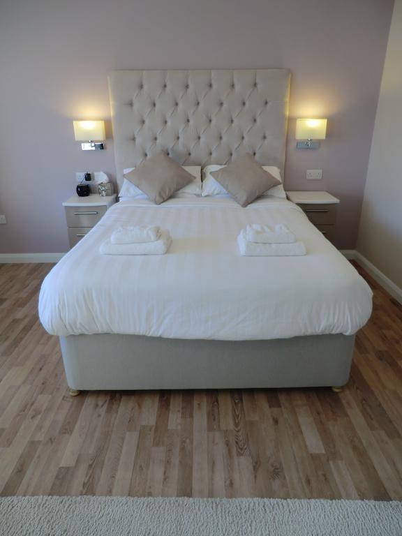 Lulsgate Bottom Coombe Dale Accommodation الغرفة الصورة